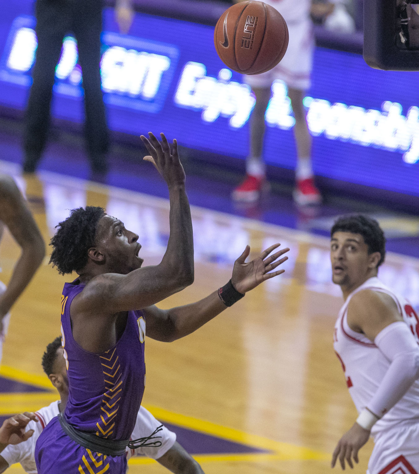 MBBall UNI vs. Bradley 5